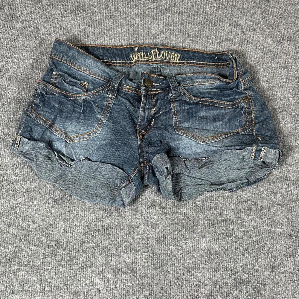 WallFlower Denim Shorts Womens Size 7 Dark Wash Rhinestone Cuffed Casual Stretch